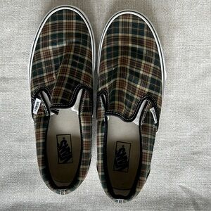Vans Plaid slip on shoes